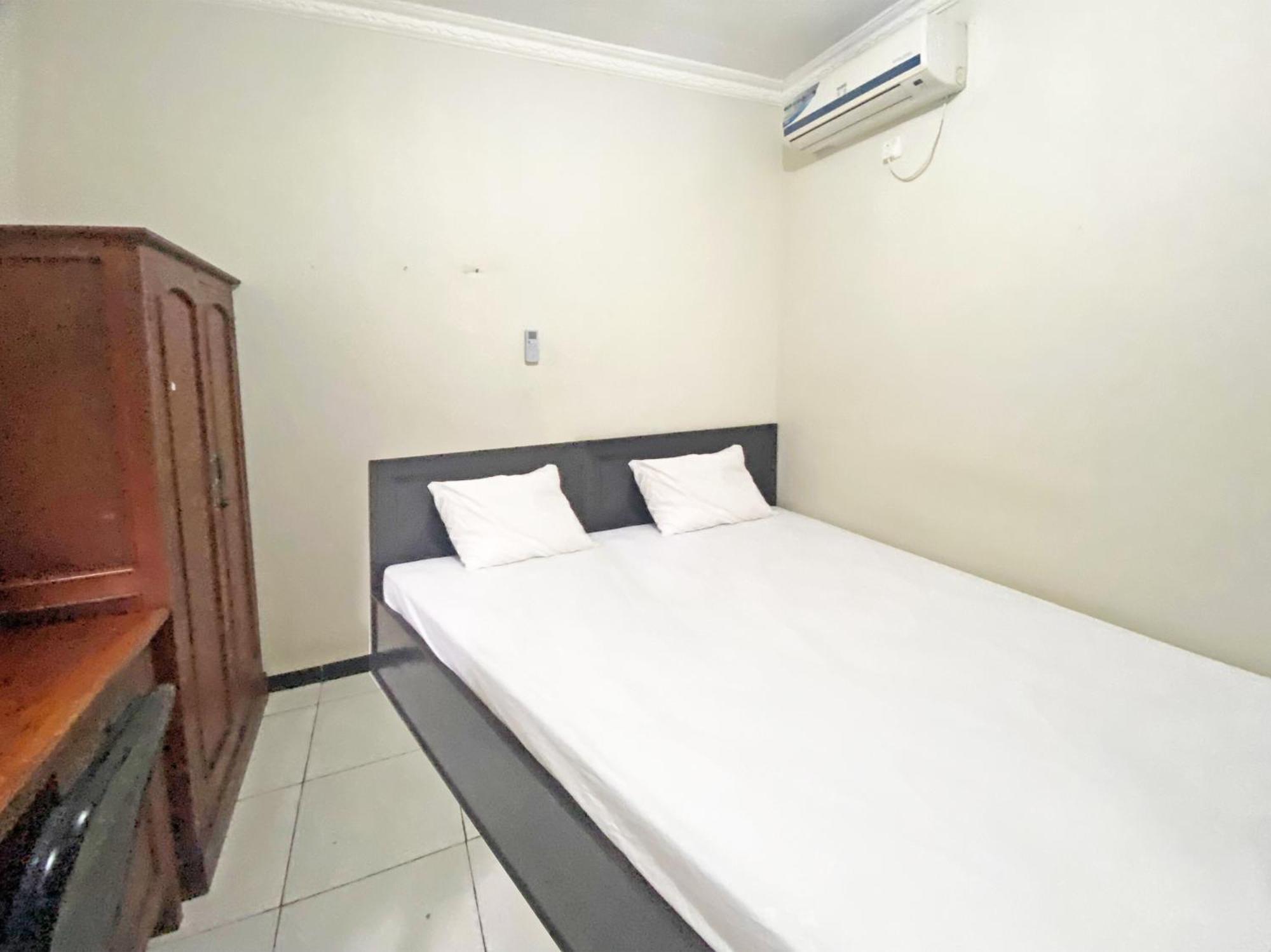 Hotel Spot On 92042 Sumber Rejo